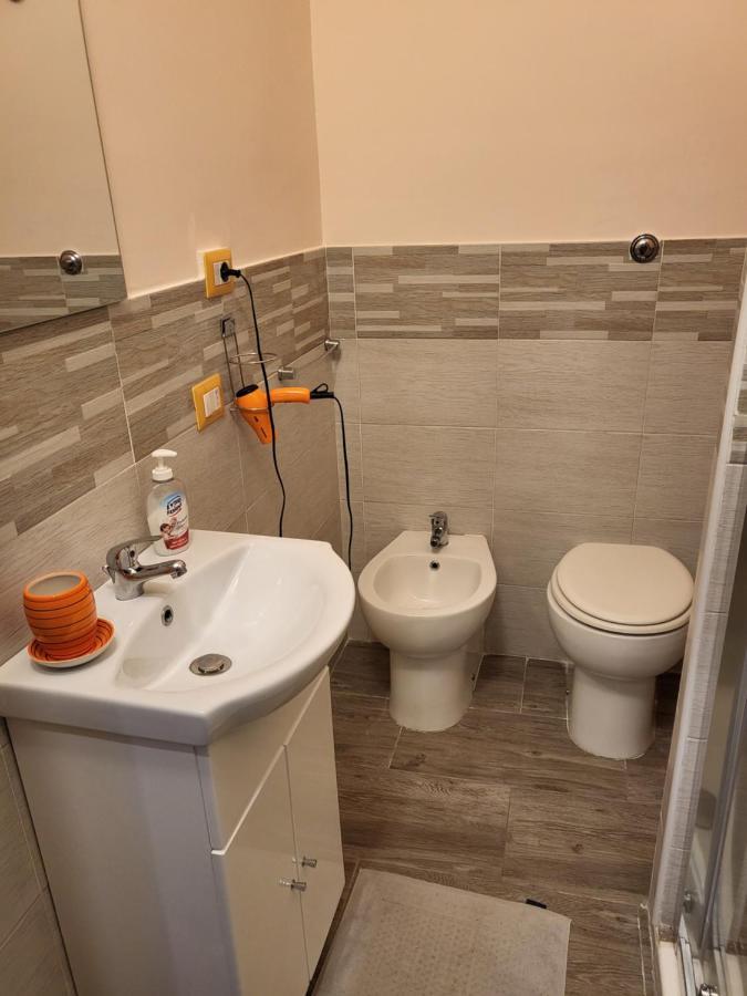 Vacanze Partenopee - San Liborio Наполи Екстериор снимка
